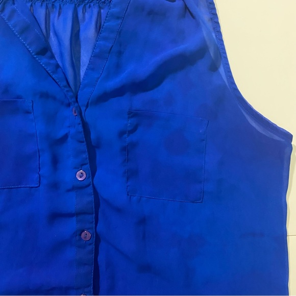 Sheer royal blue button tank size M - Picture 4 of 6